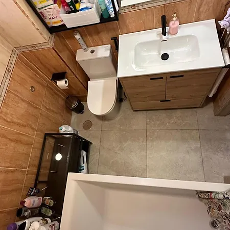 A Tiny Bright Space - Shared With 3 Cats *